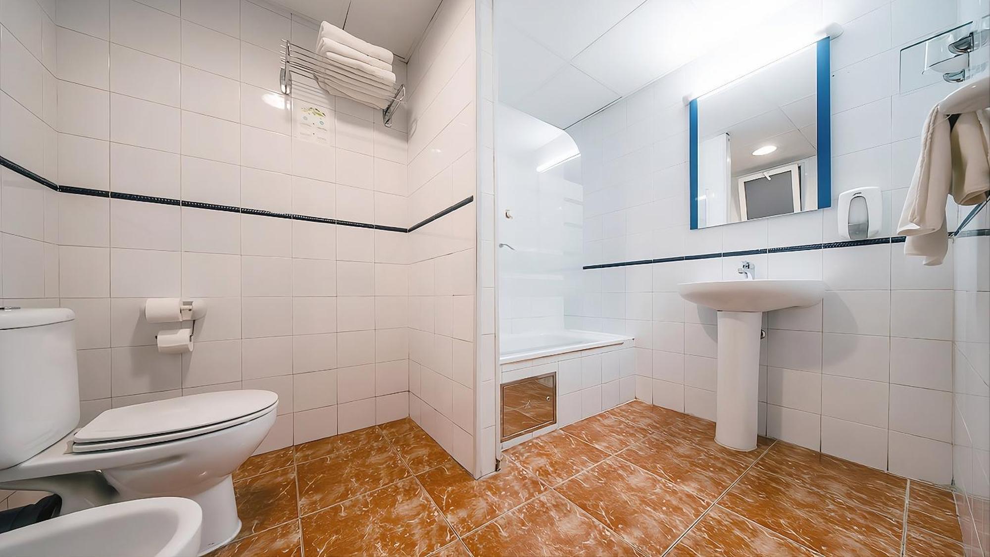 Standard Doppel-/Zweibettzimmer mit kostenfreiem Parkplatz
